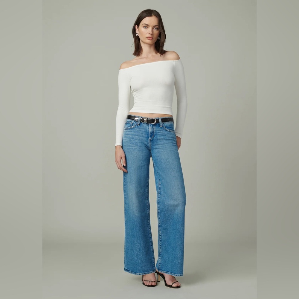 Joe’s Women’s Low Rise Wide Leg Jeans. Size 27. NWT